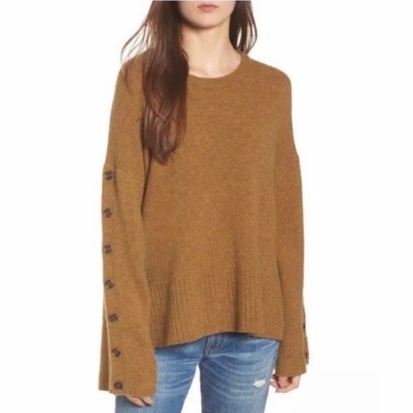 Madewell Sweaters - Madewell tan sweater with buttons up both sleeves